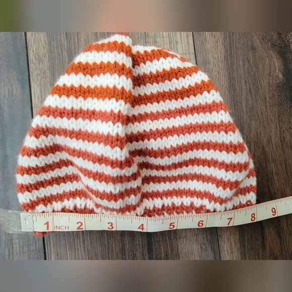 Hand Knit Ribbed Sweater - Picture 6 of 7